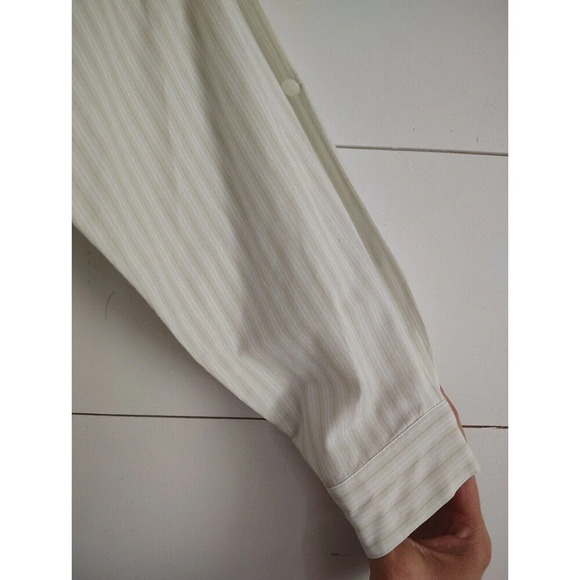 VTG Napa Valley Blouse Embroidered Flowers Buttefly Birds Button Cottagecore L - Picture 2 of 14